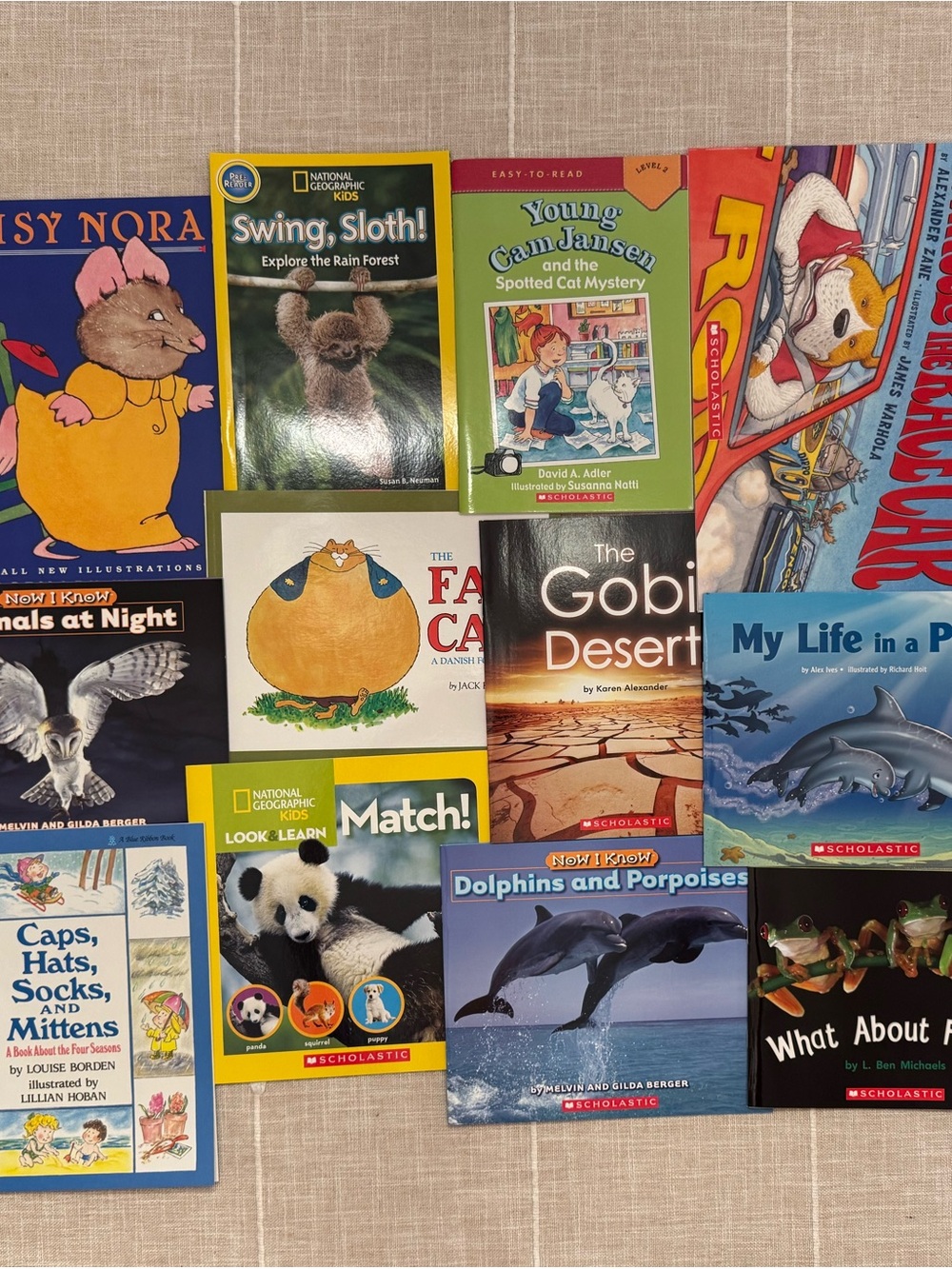 Scholastic Kids Books- Children's
Book Collection NWT